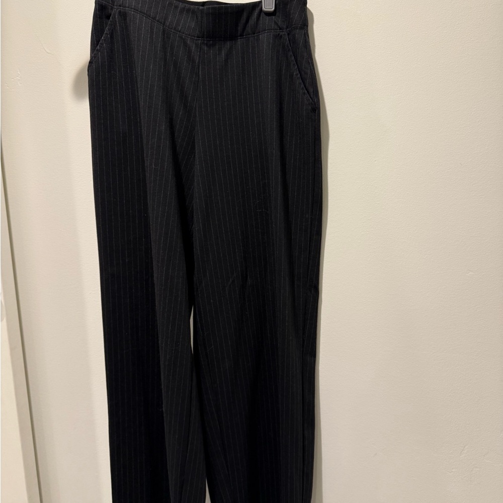 Max Studio Black Straight Leg Pants